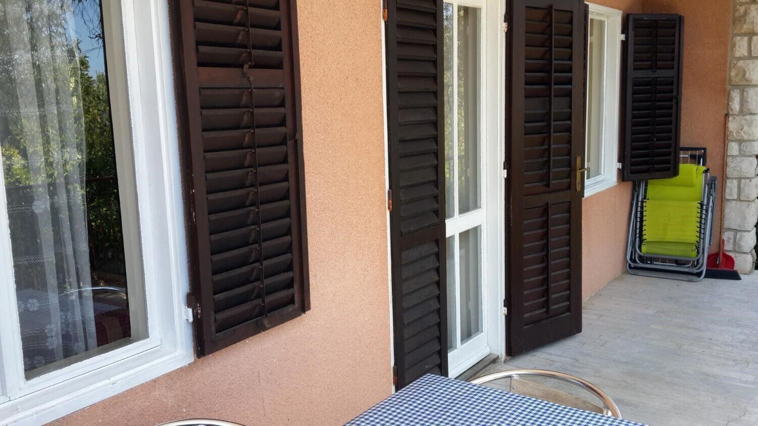 Apartments Griv - Close To The Sea Valun Exterior foto