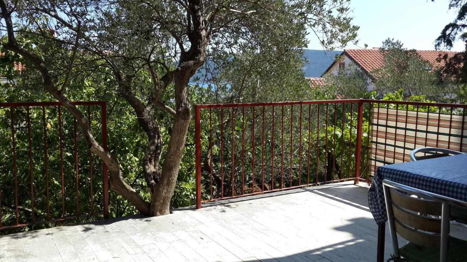 Apartments Griv - Close To The Sea Valun Exterior foto